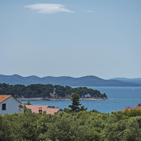 Apartments Petrcane Welcome Экстерьер фото